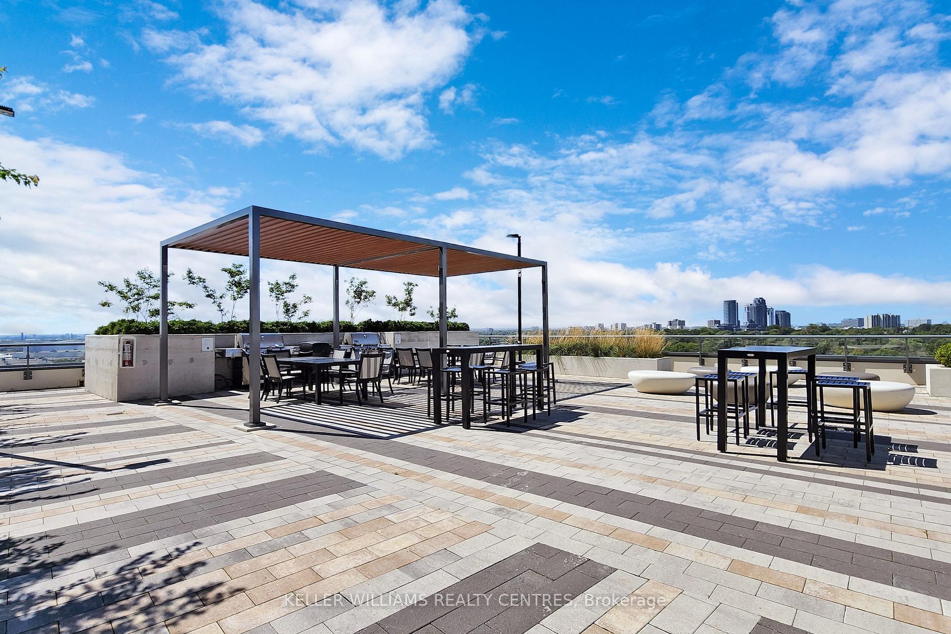 2 Bedrooms Condo at 50 Thomas Riley, Toronto For sale