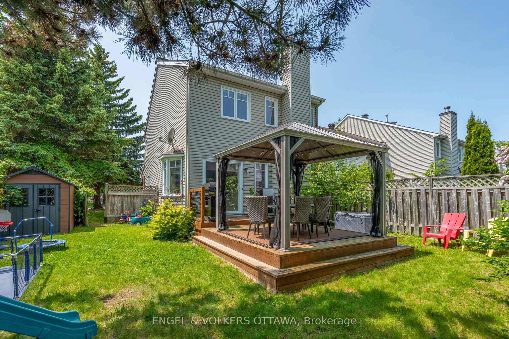 92 Markland Crescent