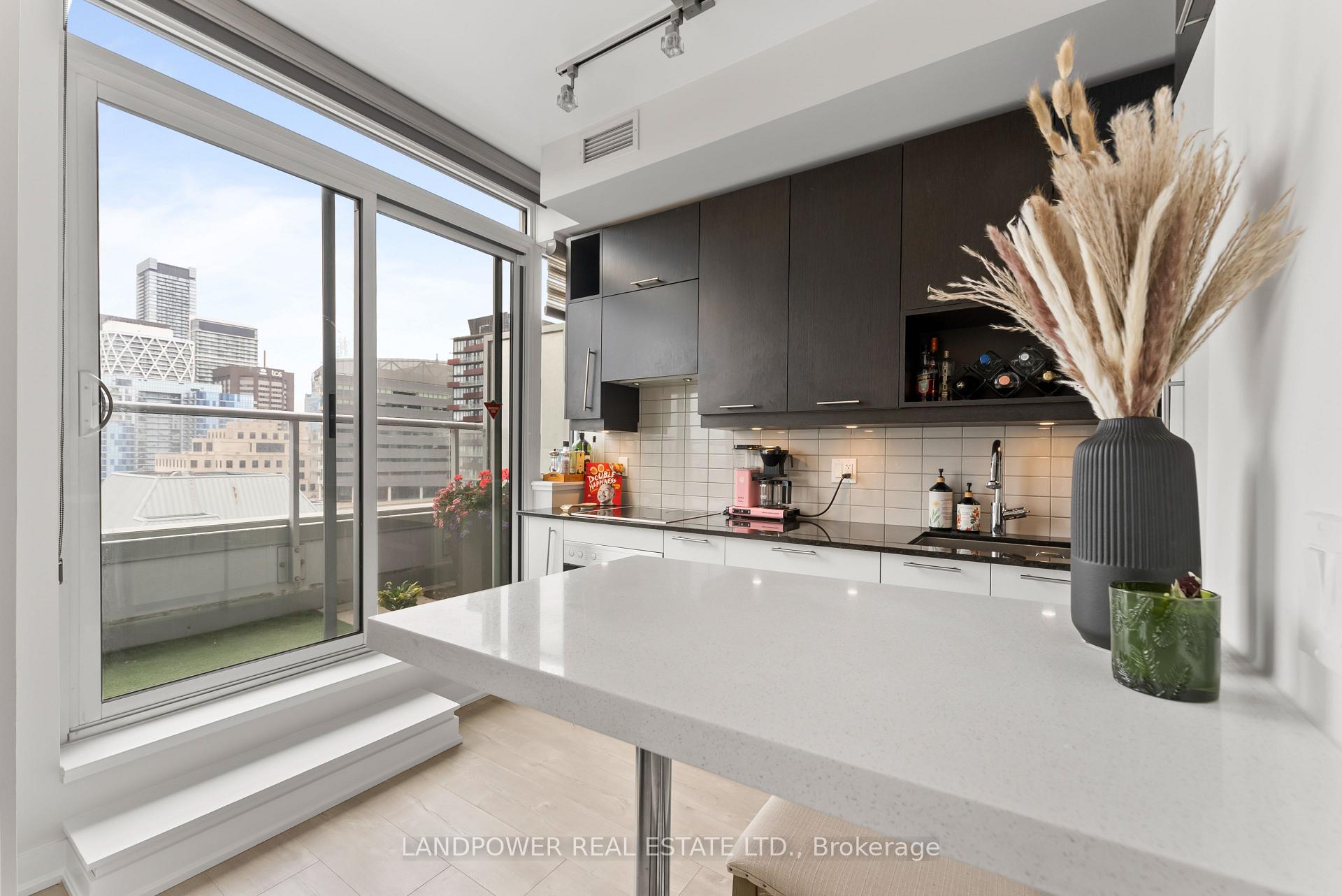 1 Bedroom Condo at 30 Nelson, Toronto For sale