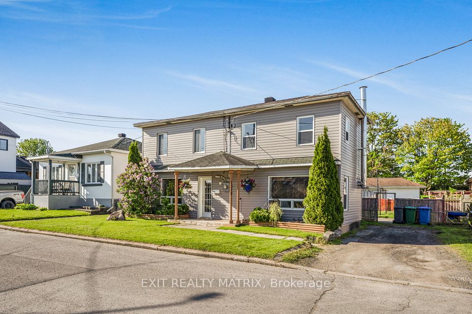 1018 Sinclair