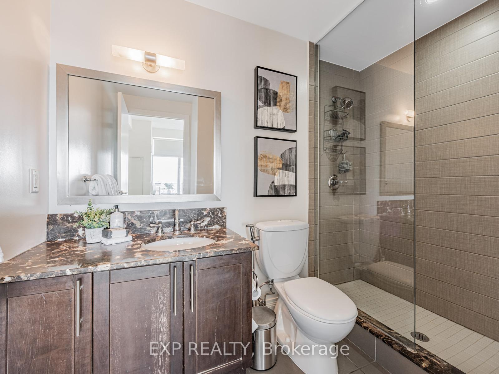 2 Bedrooms Condo at 2191 Yonge, Toronto For sale