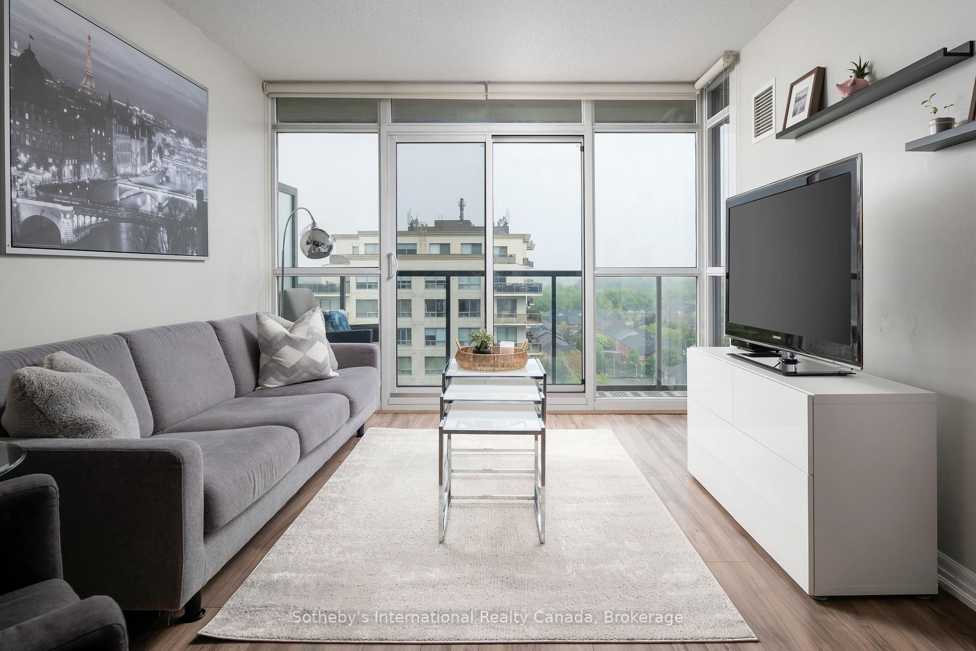2 Bedrooms Condo at 1940 Ironstone, Burlington For sale