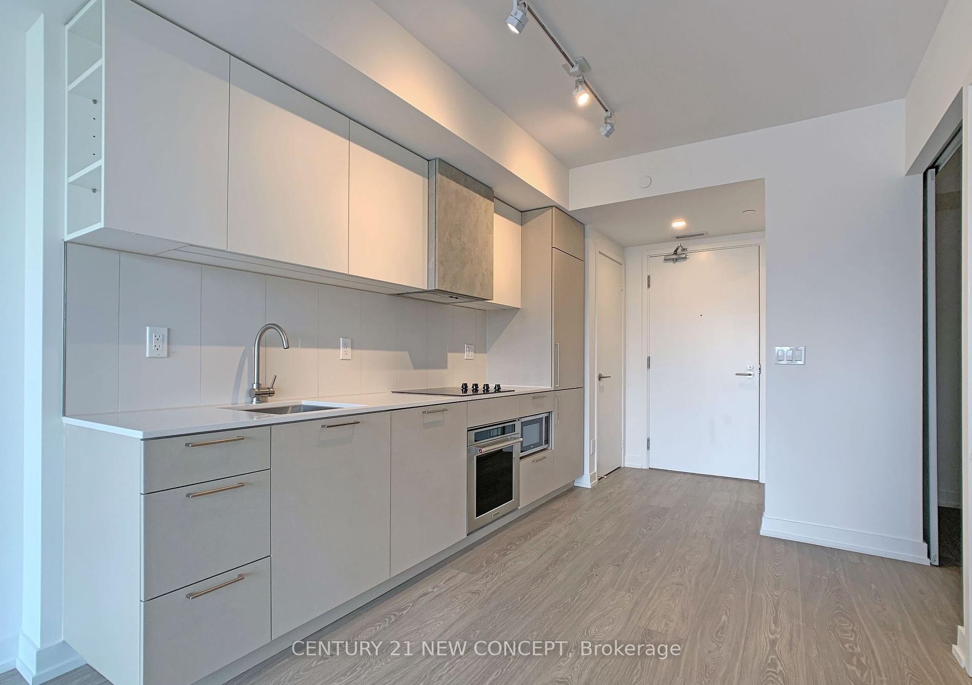 2 Bedrooms Condo at 19 Western Battery, Toronto For sale