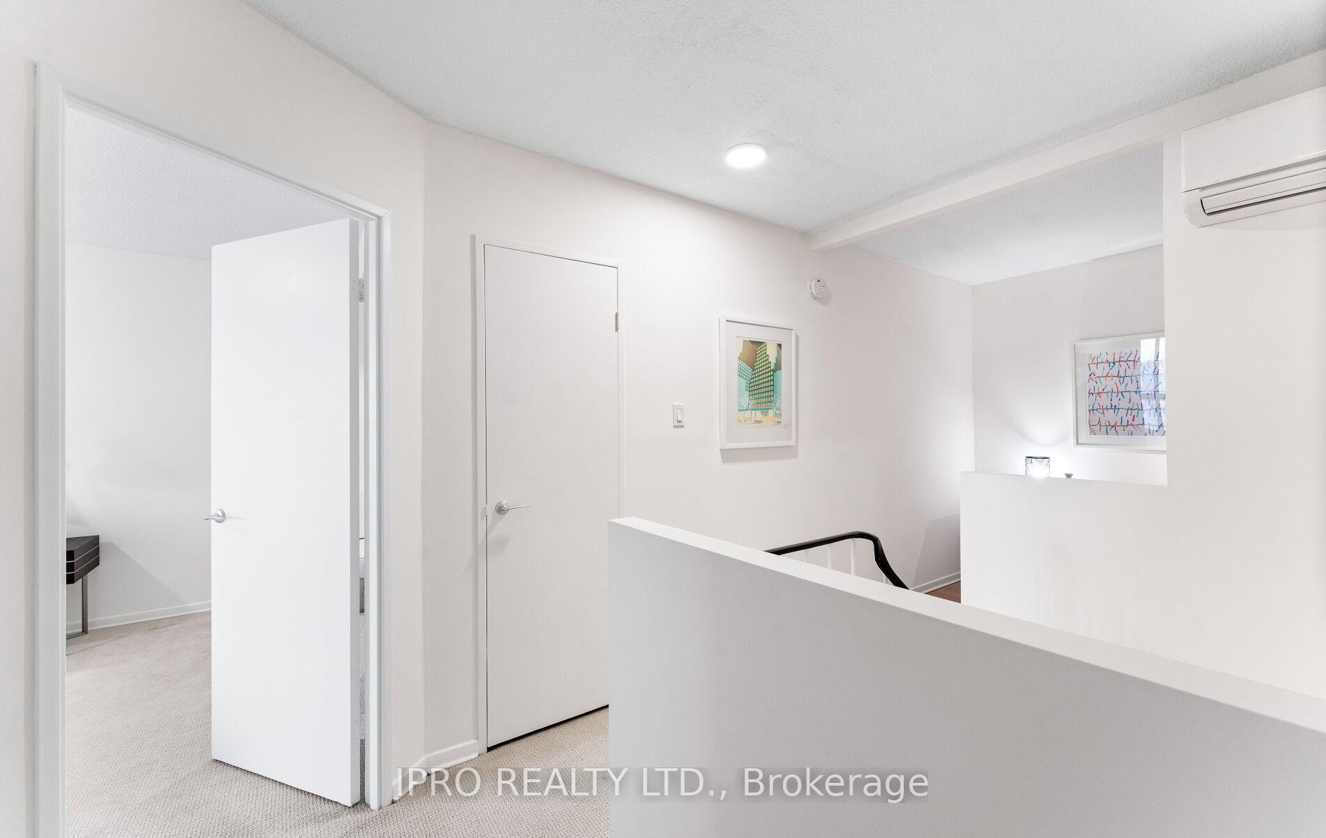 4 Bedrooms Condo at 60 Southport, Toronto For sale