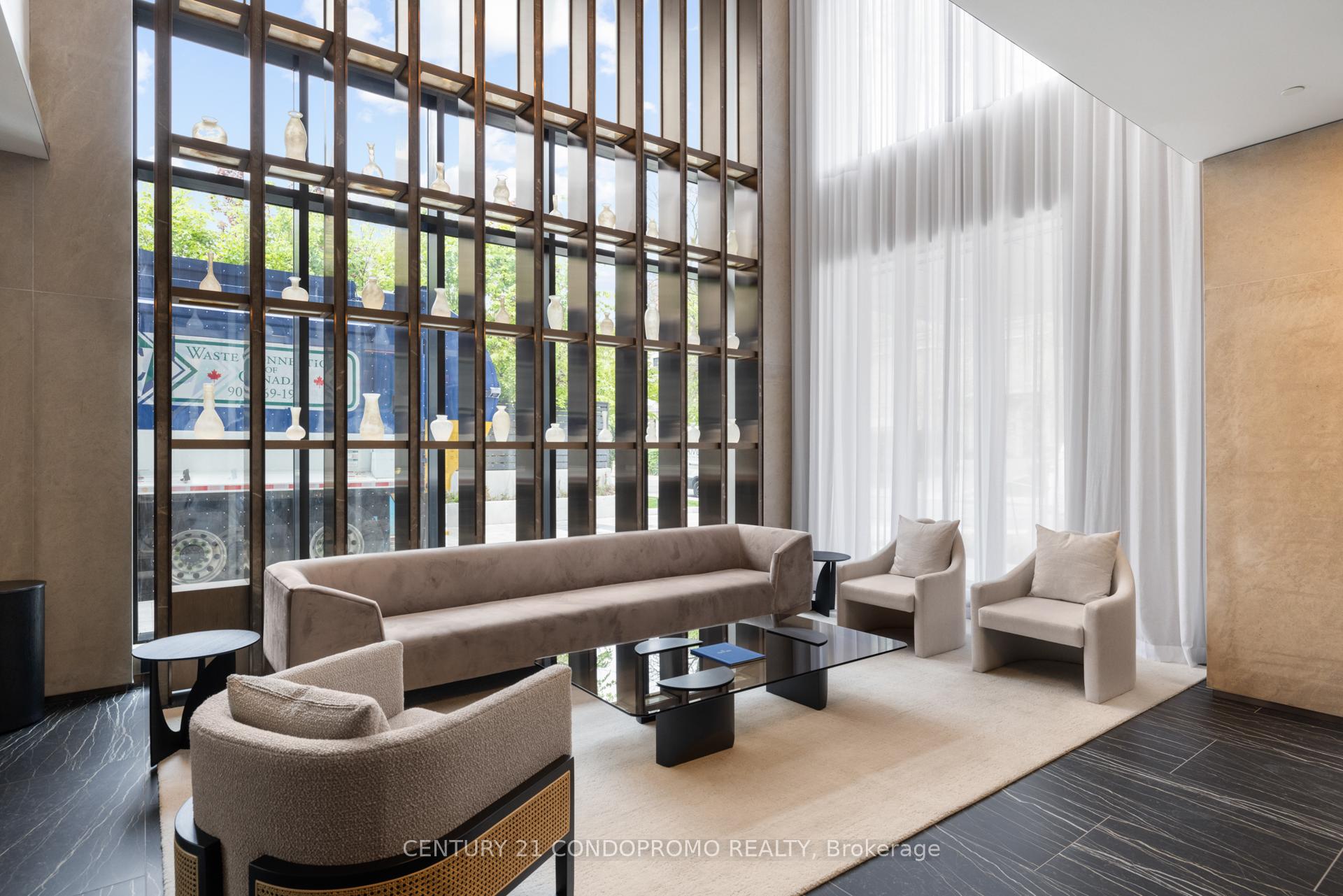2 Bedrooms Condo at 2 Forest Hill, Toronto For sale