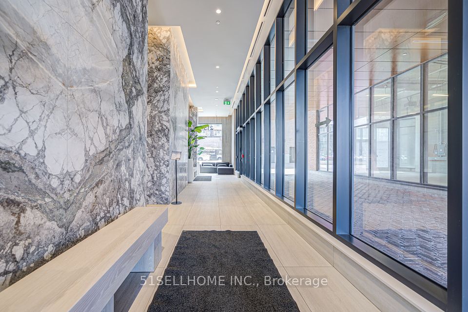 #333 - 215 Lakeshore Road, Mississauga, ON L5H 0A7