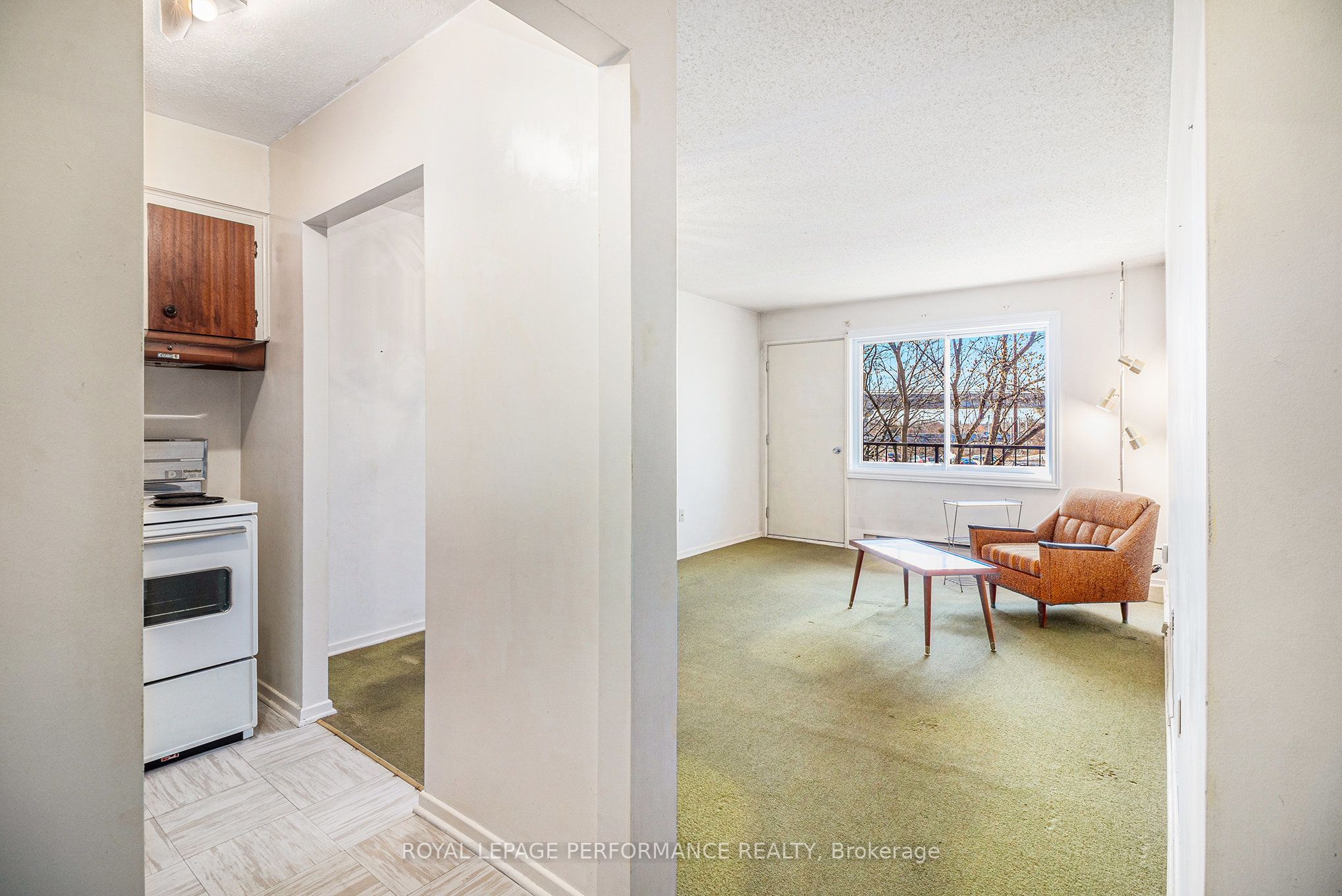 2044 Arrowsmith Drive, #204A