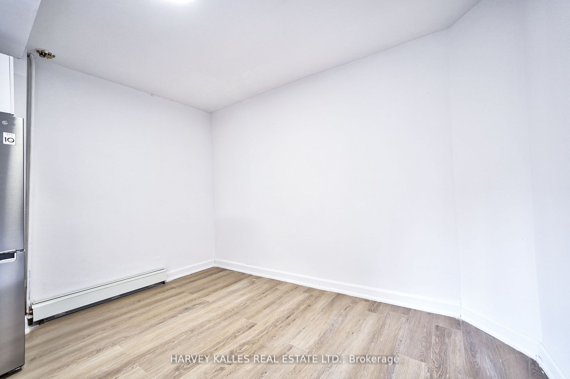 1046 Bathurst Street Unit 2