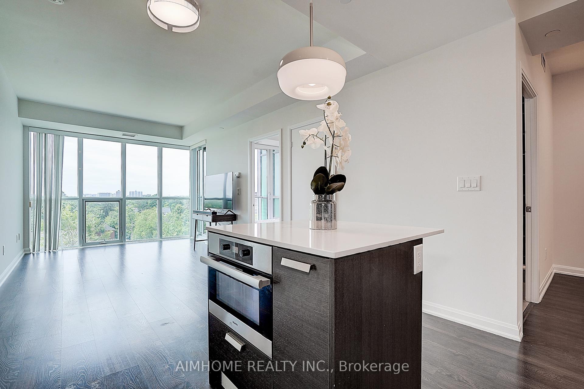 3 Bedrooms Condo at 11 Bogert, Toronto For sale