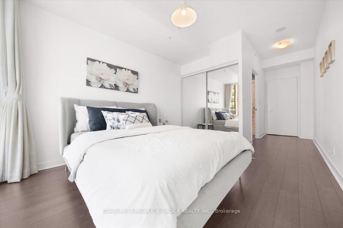 2 Bedrooms Condo at 3985 Grand Park, Mississauga For sale