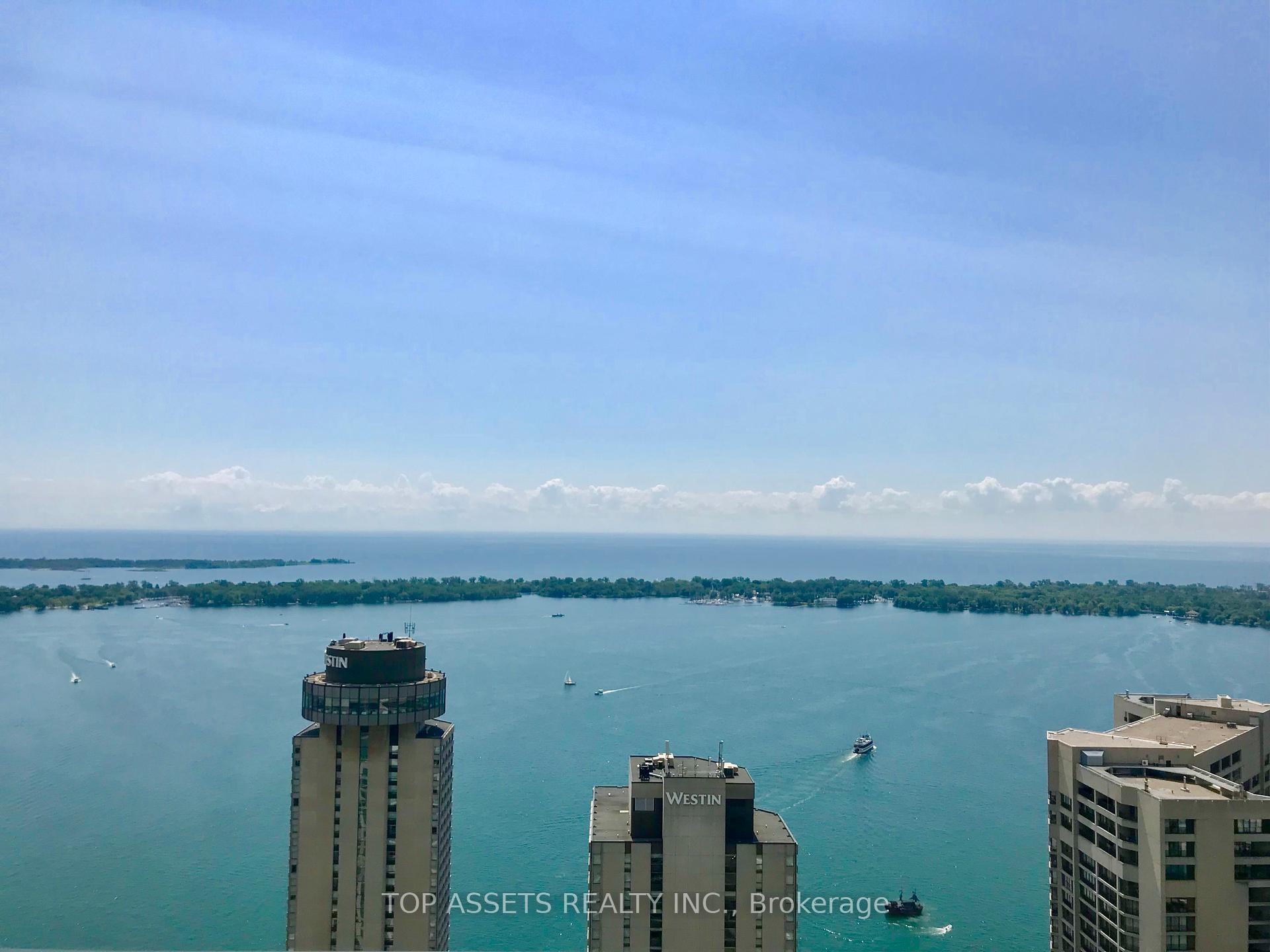 #4905 - 33 Bay Street, Toronto Unit: 4905
