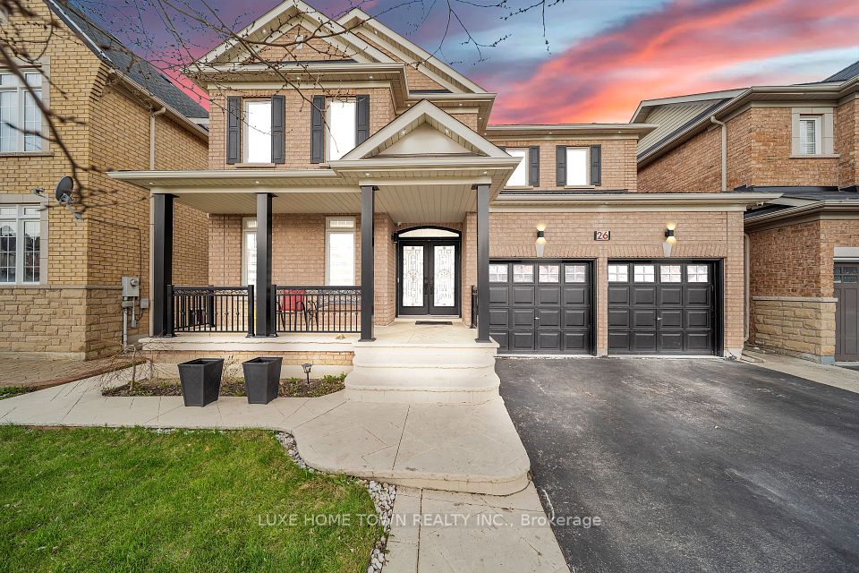 26 Bluffwood Cres
