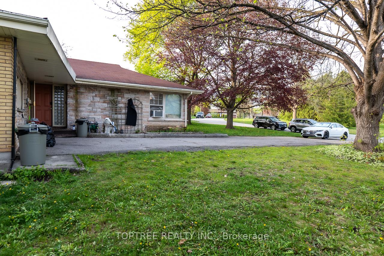 2 Ruskin Court, London North, ON N6G 1S8