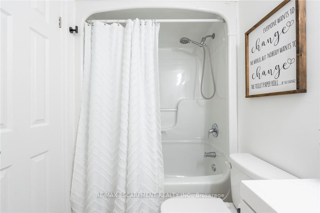 1 Bedroom Condo at 2010 Cleaver,  Burlington For sale