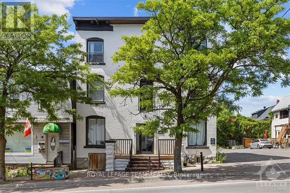 883 Somerset