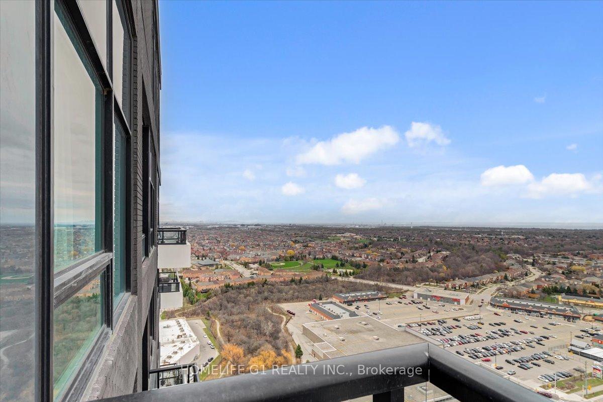1 Bedroom Condo at 297 Oak Walk, Oakville For sale
