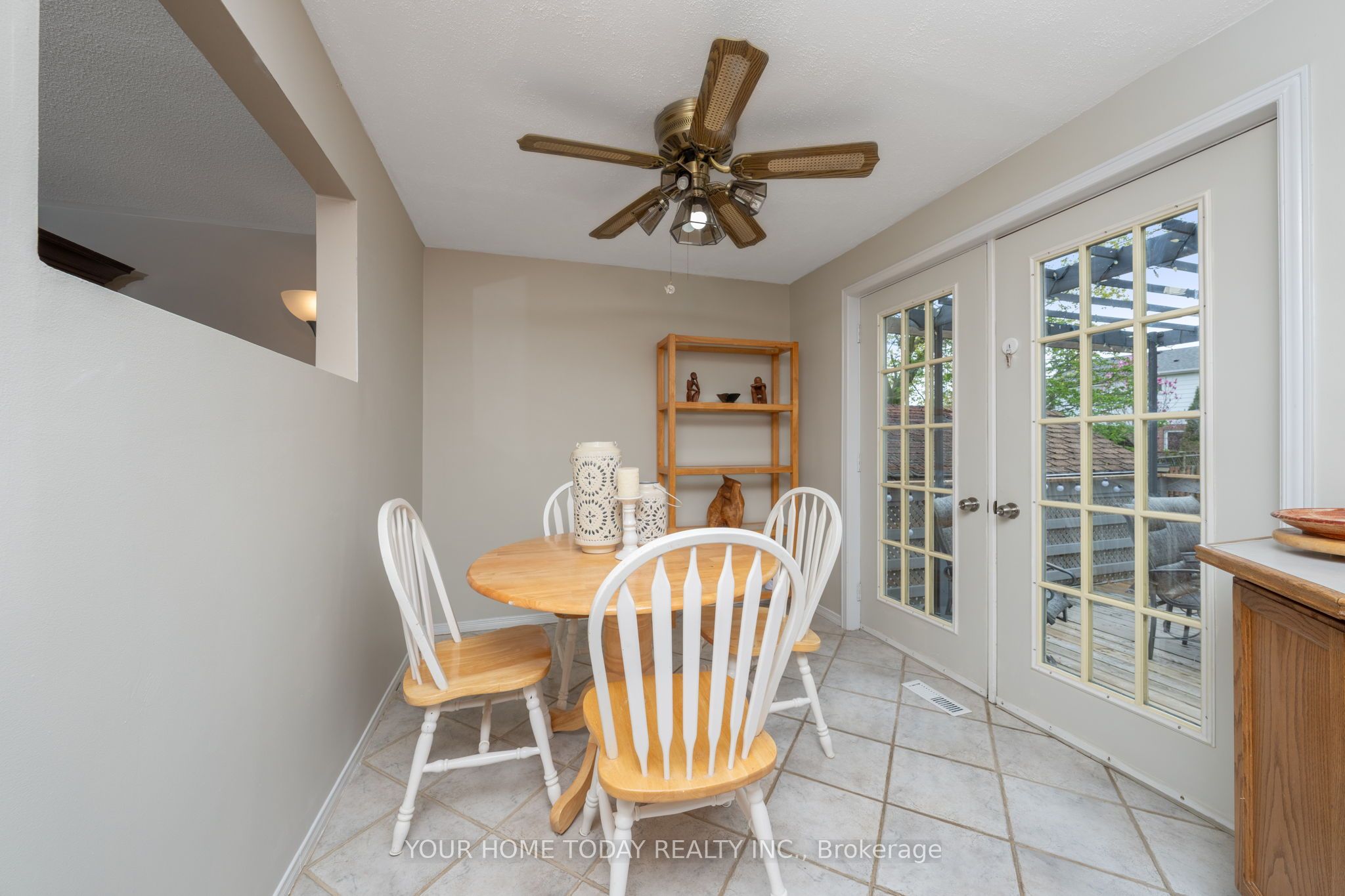 47 Irwin Crescent