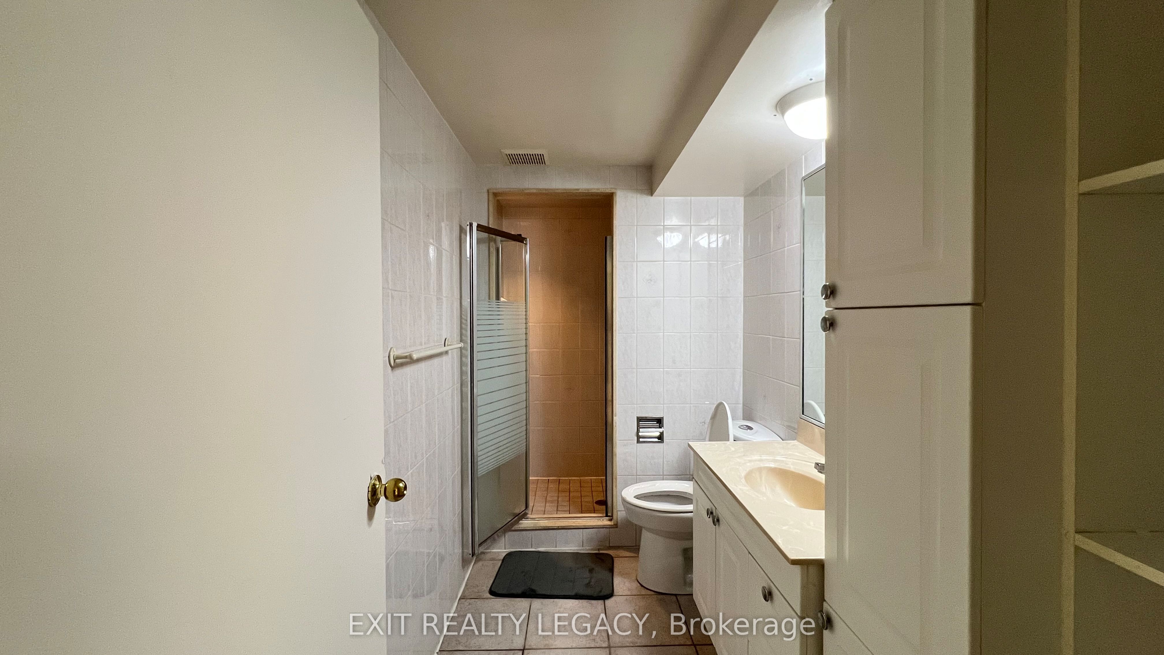 89 Bond Crescent