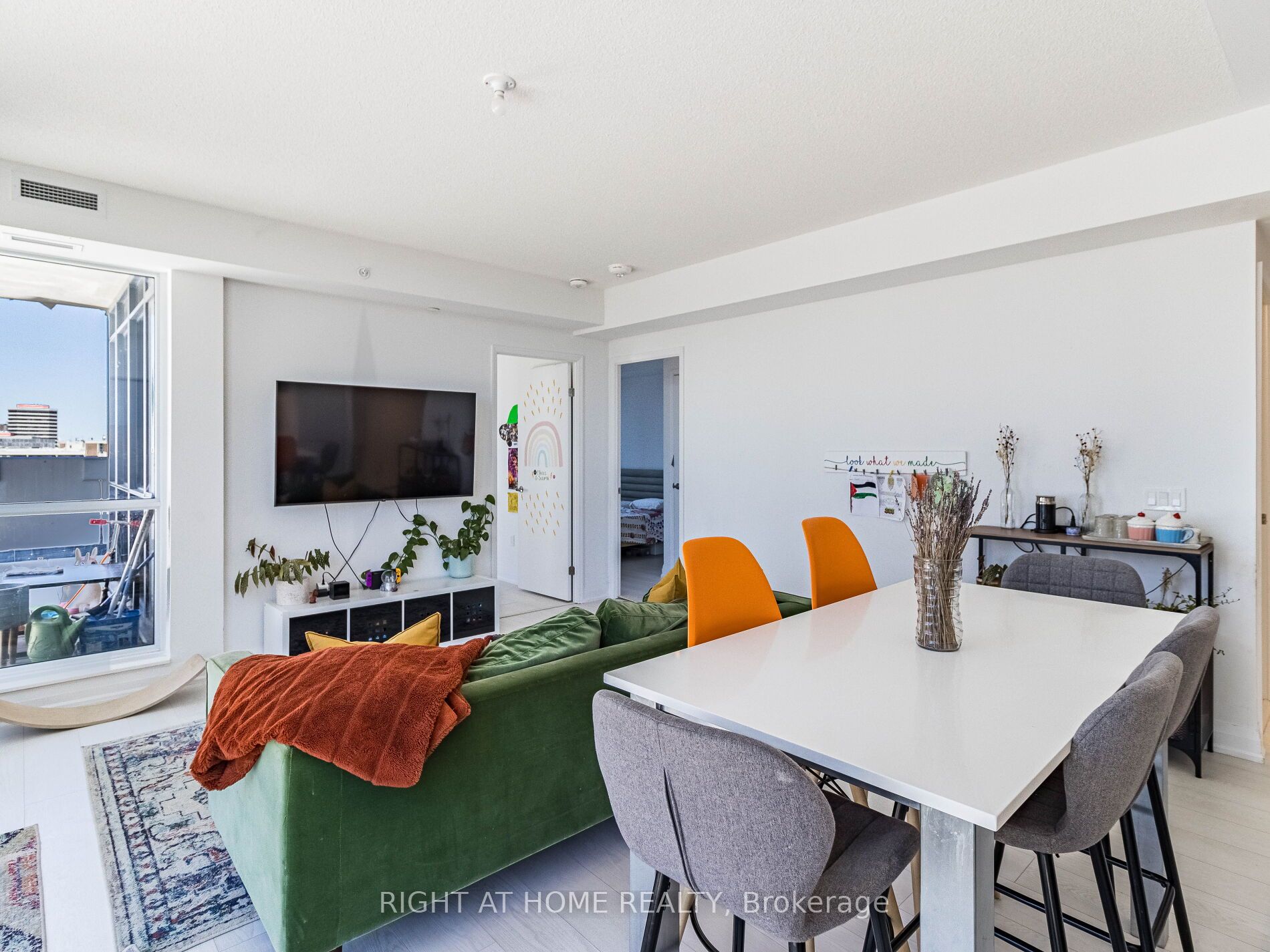 26 Gibbs Road, #732