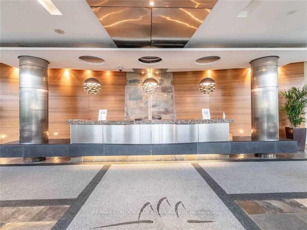 1 Bedroom Condo at 230 Queens Quay,  Toronto For sale