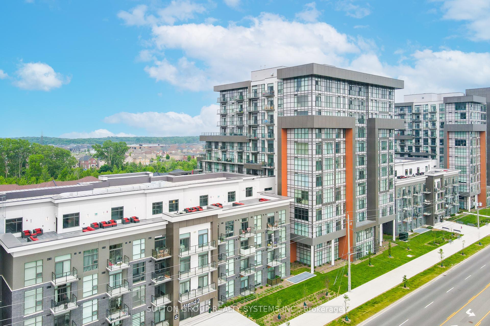 2 Bedrooms Condo at 460 Dundas, Hamilton For sale