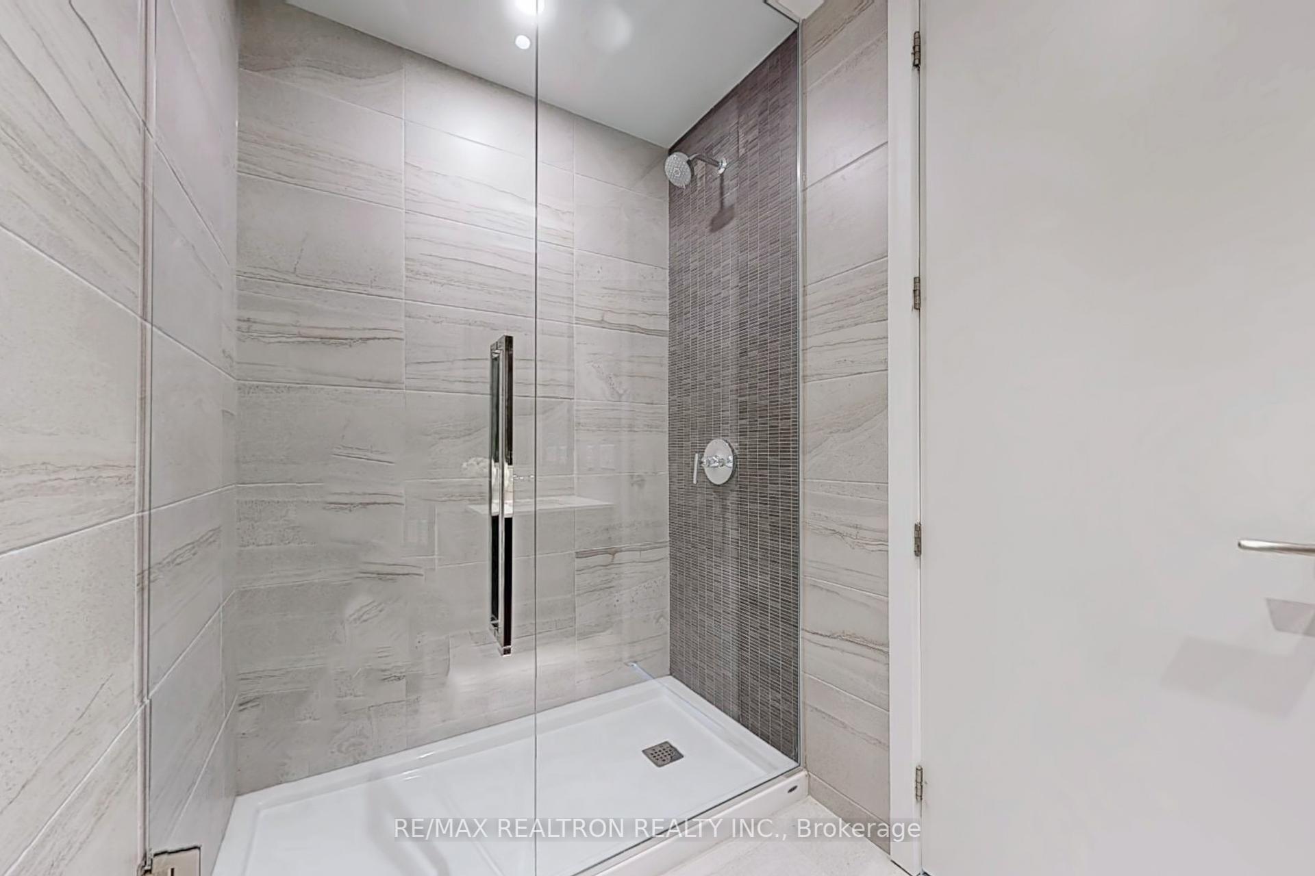 2 Bedrooms Condo at 81 Wellesley, Toronto For sale