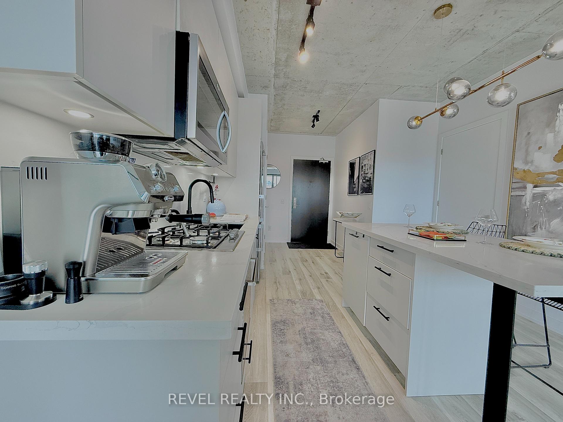 2 Bedrooms Condo at 55 Ontario, Toronto For sale
