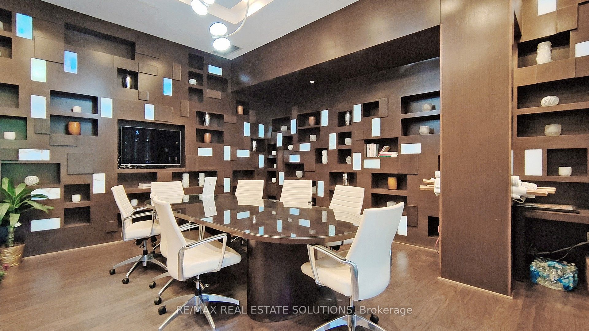 500 Doris Avenue, #621