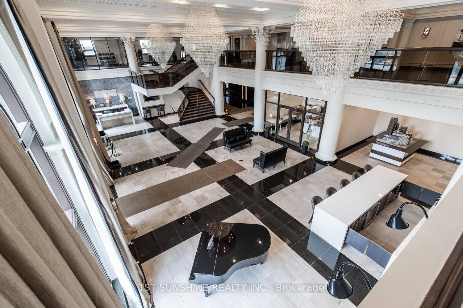 2 Bedrooms Condo at 112 King, Hamilton For sale