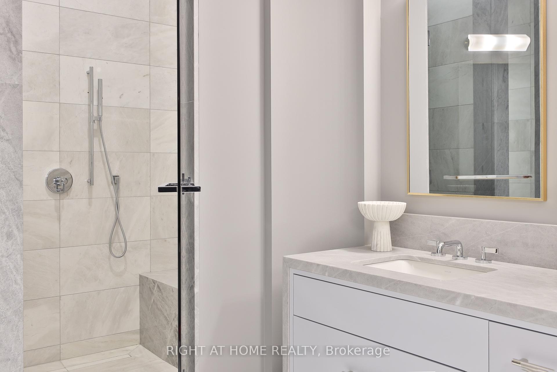 4 Bedrooms Condo at 10 Prince Arthur, Toronto For sale