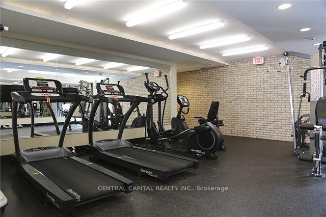 1 Bedroom Condo at 39 Sherbourne,  Toronto For sale