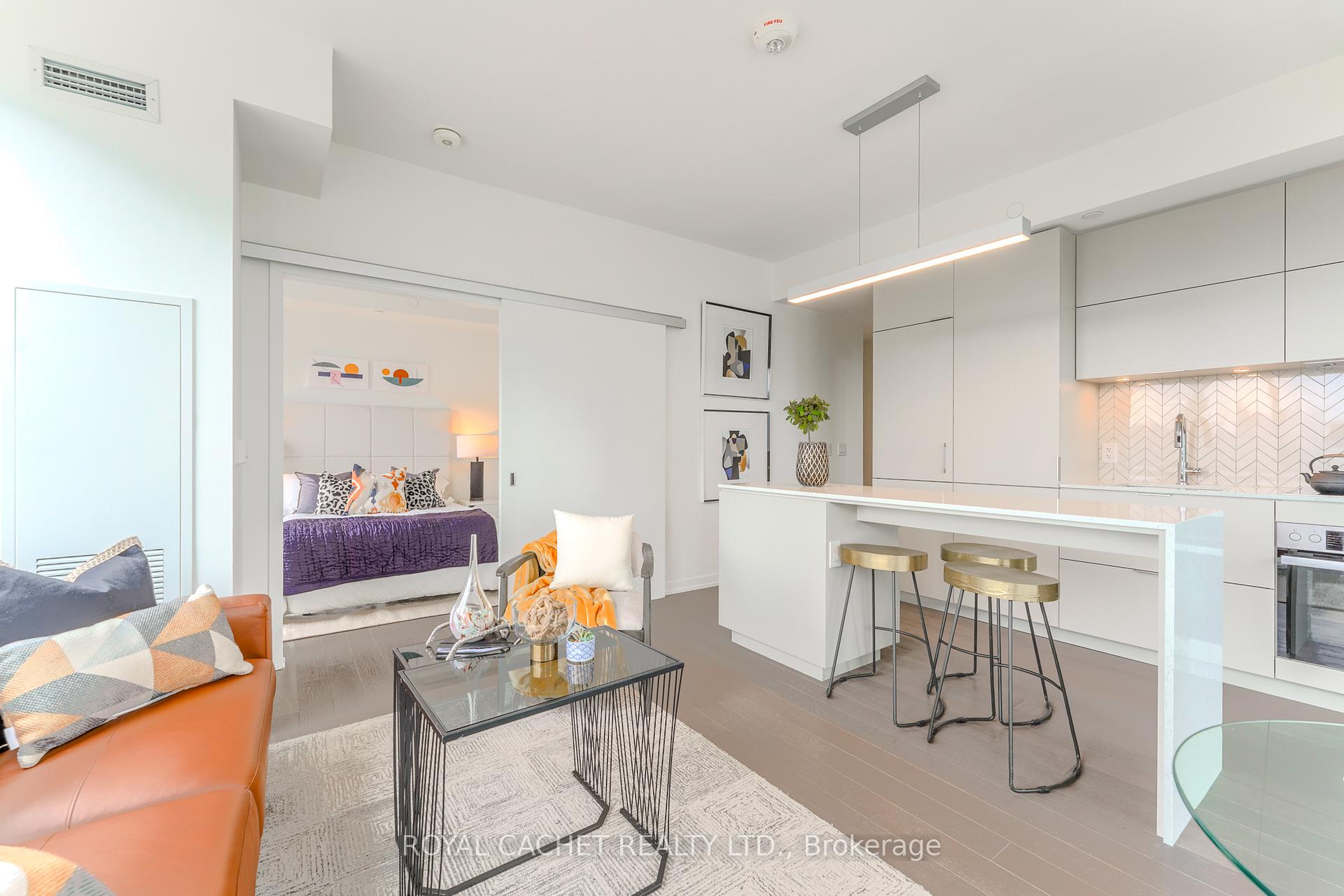 2 Bedrooms Condo at 15 Lower Jarvis, Toronto For sale