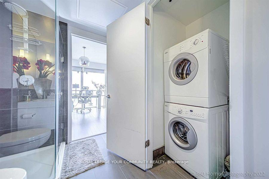 2 Bedrooms Condo at 70 Distillery, Toronto For sale