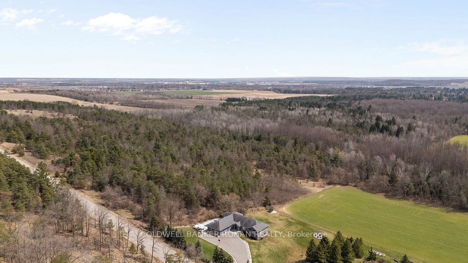 7765 5  Sideroad