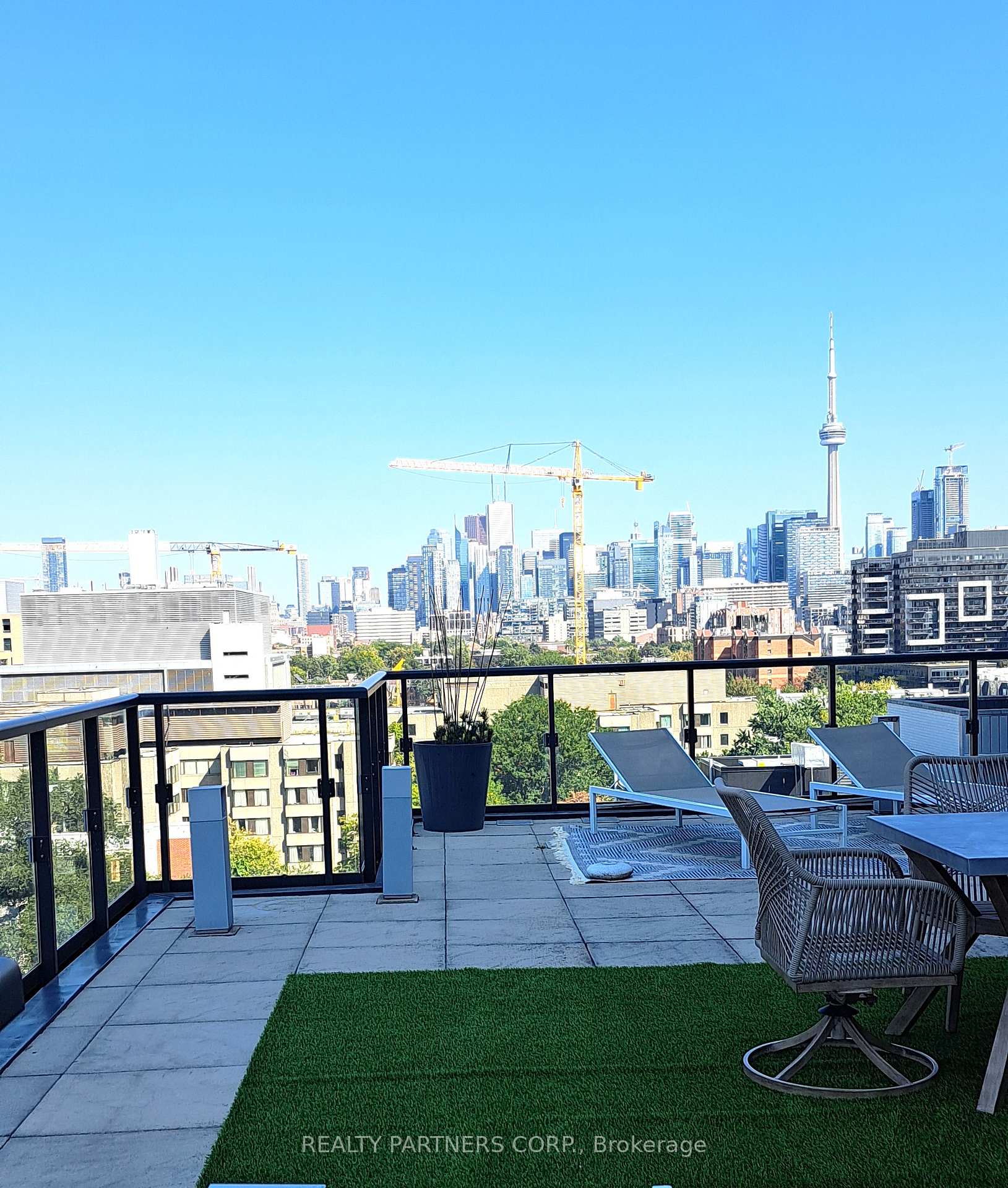 3 Bedrooms Condo at 8 Dovercourt,  Toronto For sale