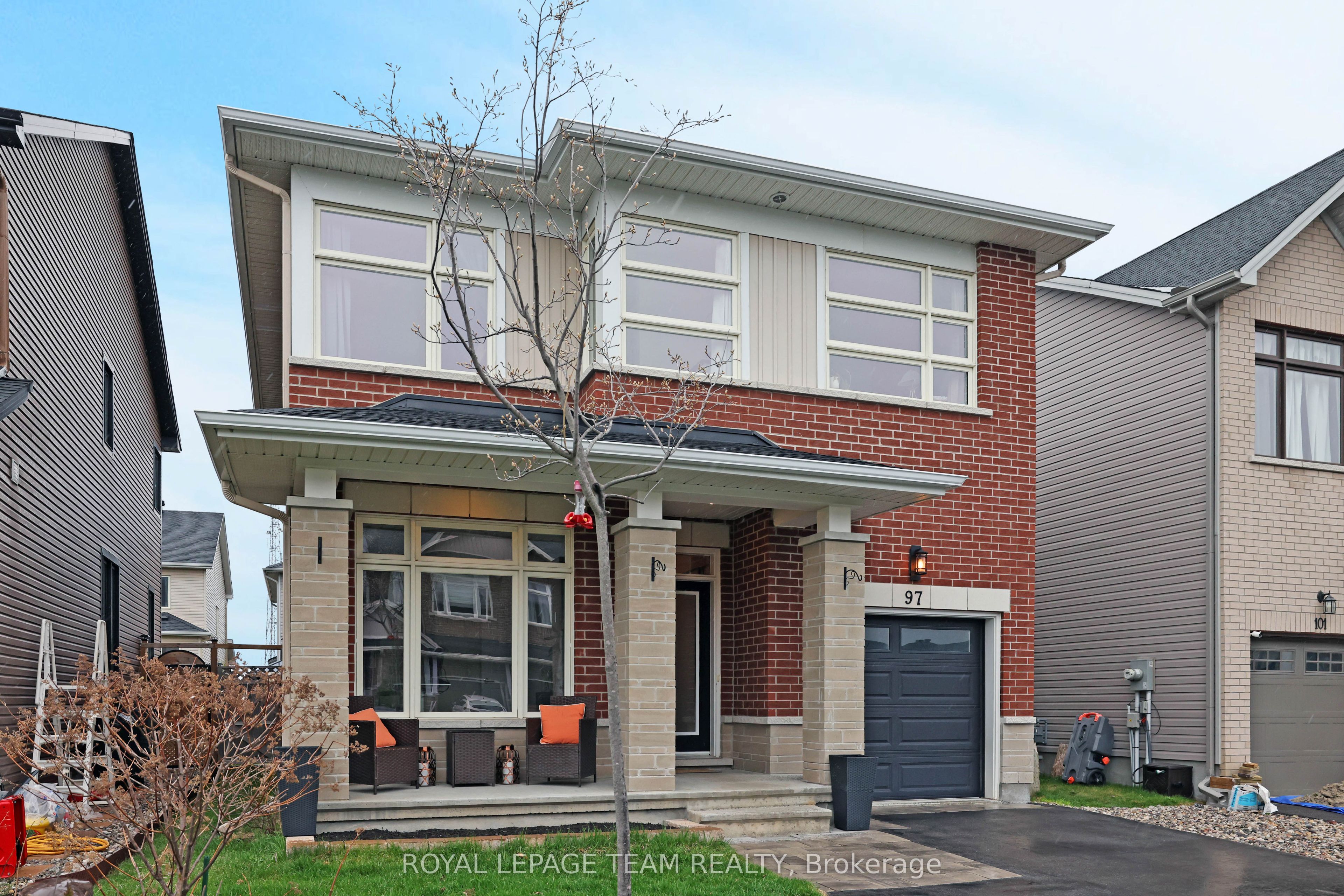 97 Hurdis Way, Carleton Place, ON K7C 0L4
