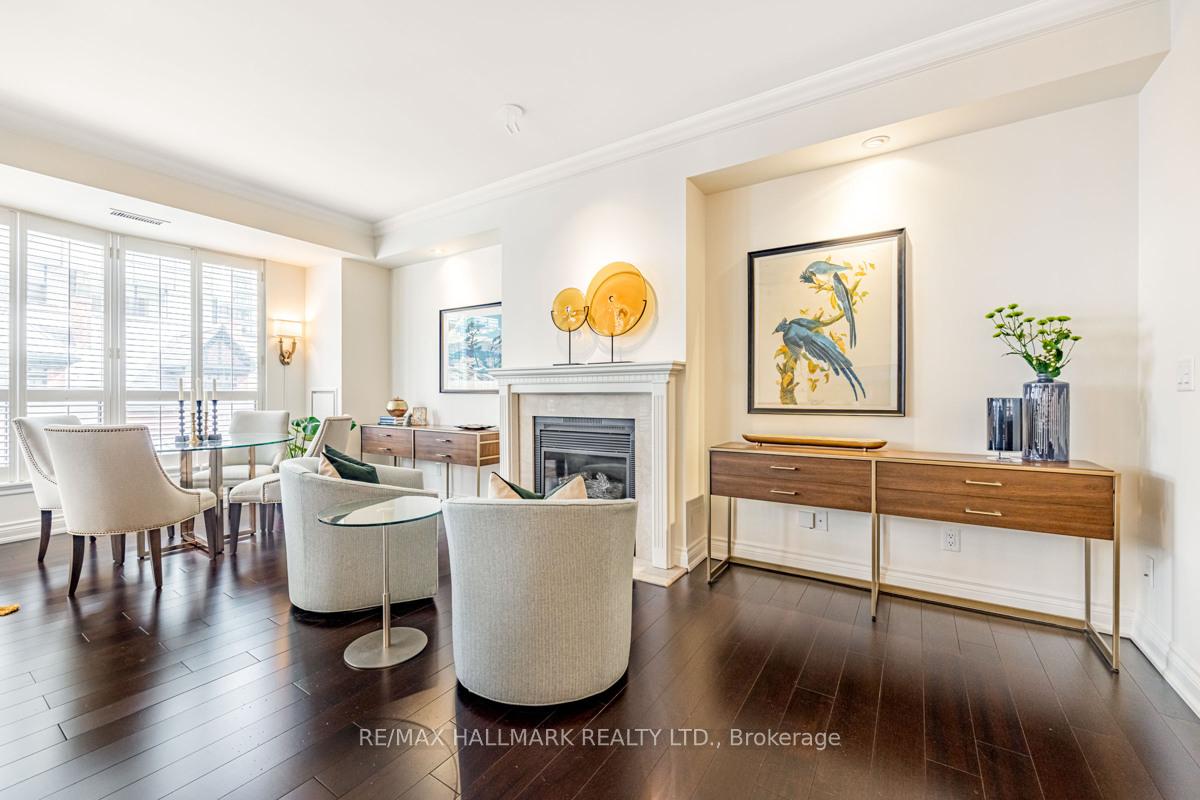 2 Bedrooms Condo at 8 Sultan, Toronto For sale