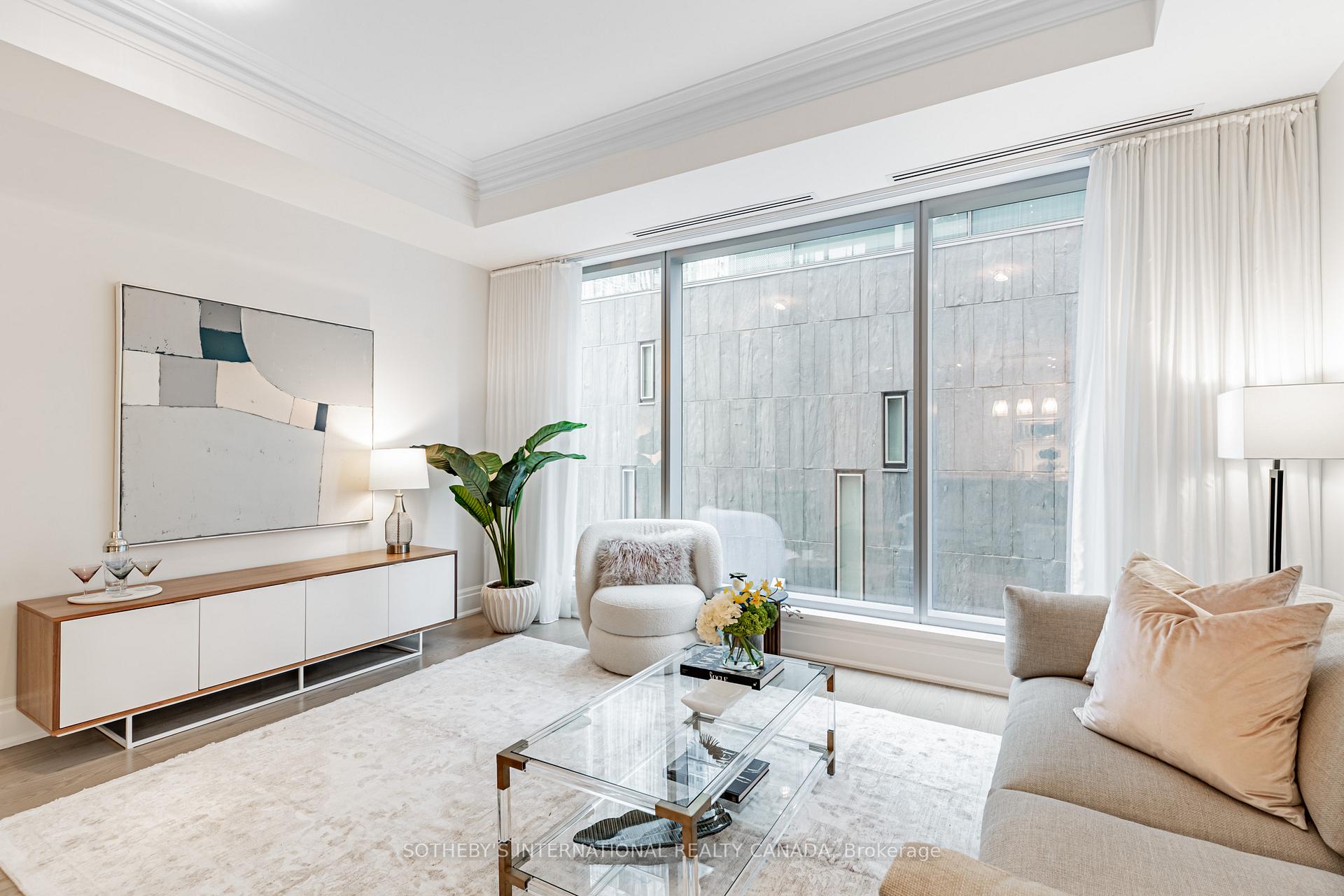 1 Bedroom Condo at 55 Scollard, Toronto For sale