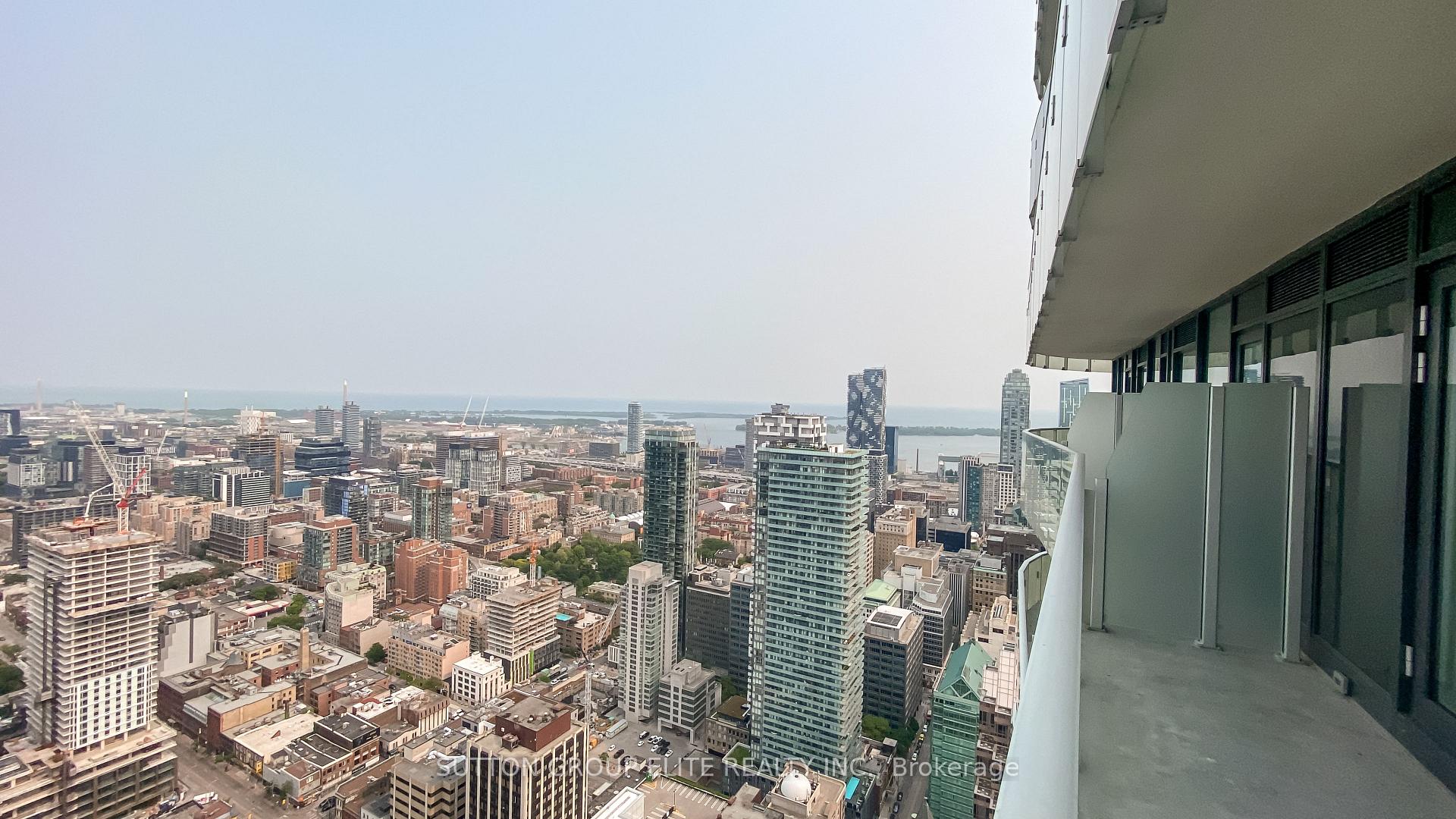 2 Bedrooms Condo at 197 YONGE, Toronto For sale