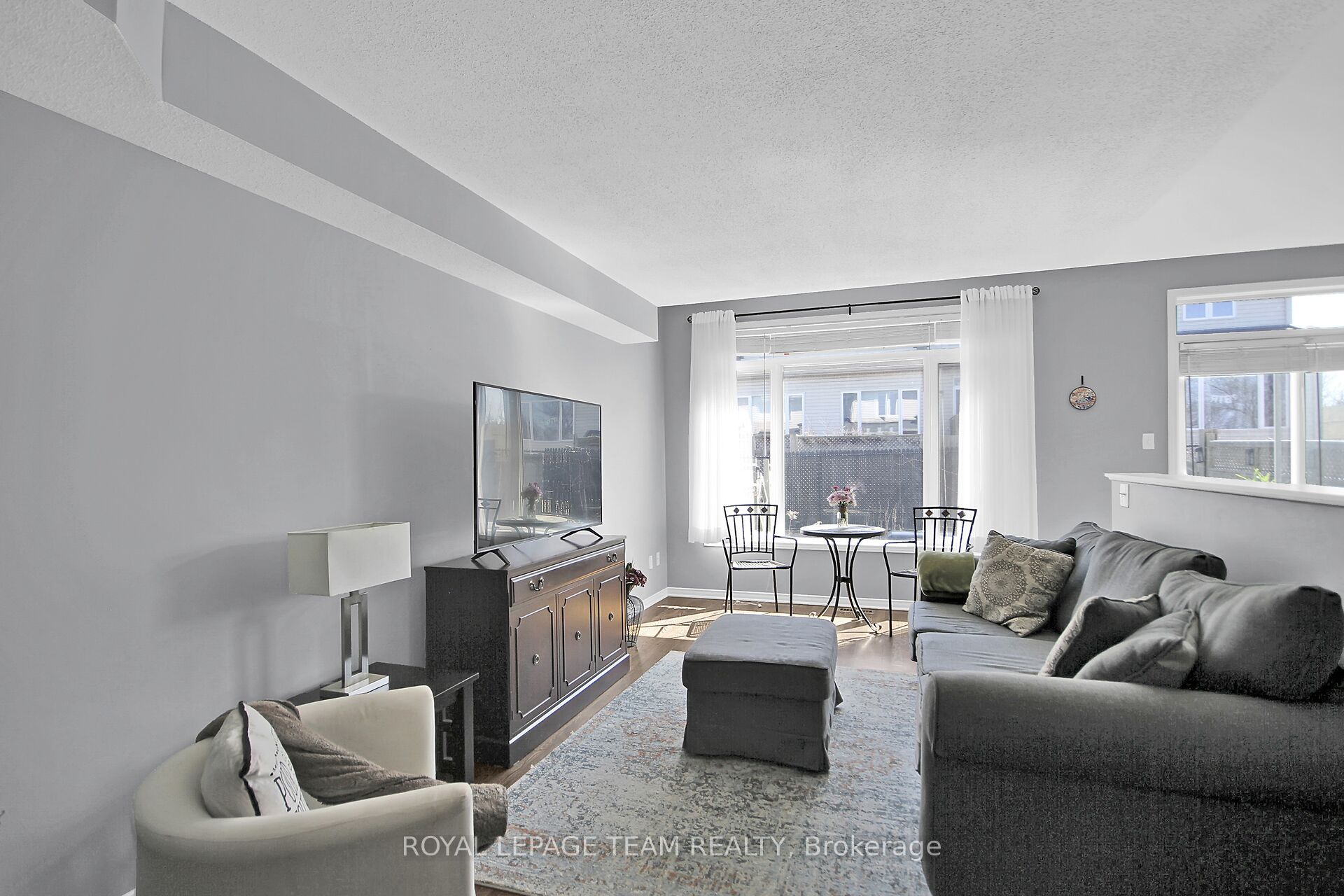 214 Cityview Crescent