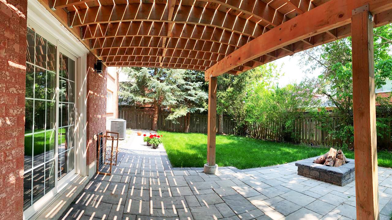 58 Lensmith Drive