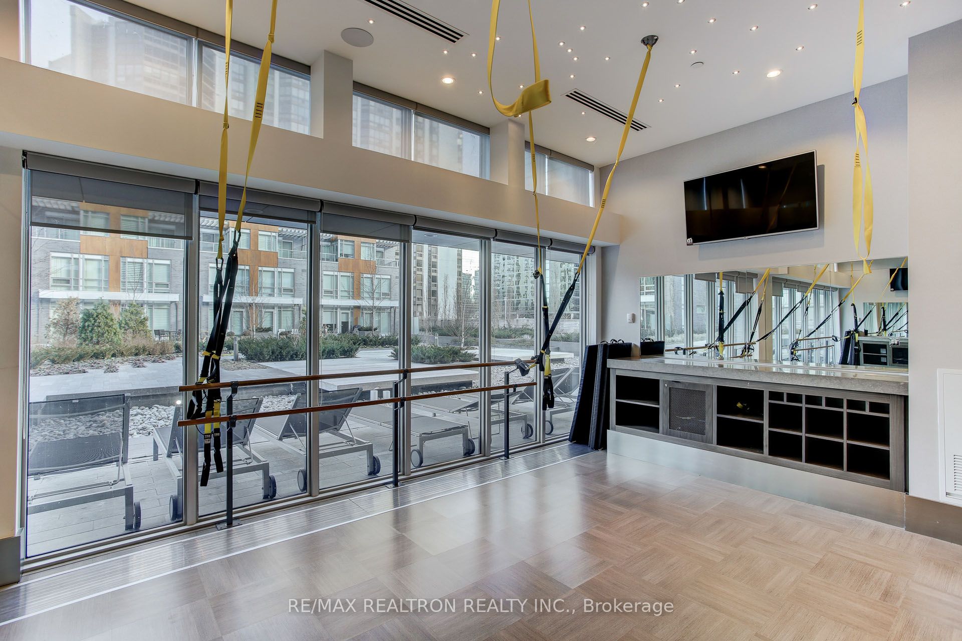 88 Sheppard Avenue E, #209