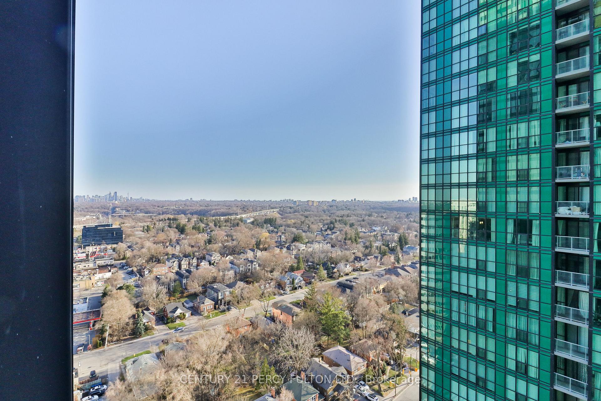 2 Bedrooms Condo at 9 Bogert, Toronto For sale