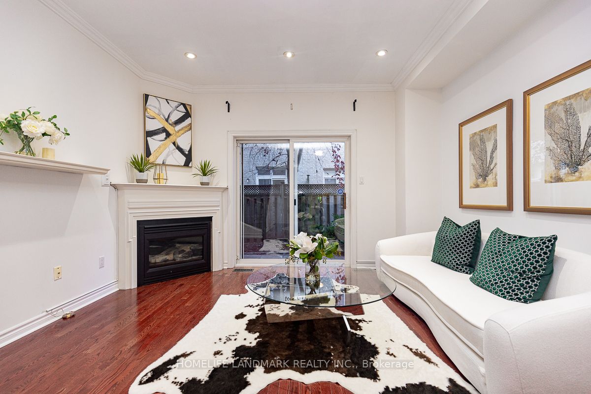 4 William Poole Way, #14