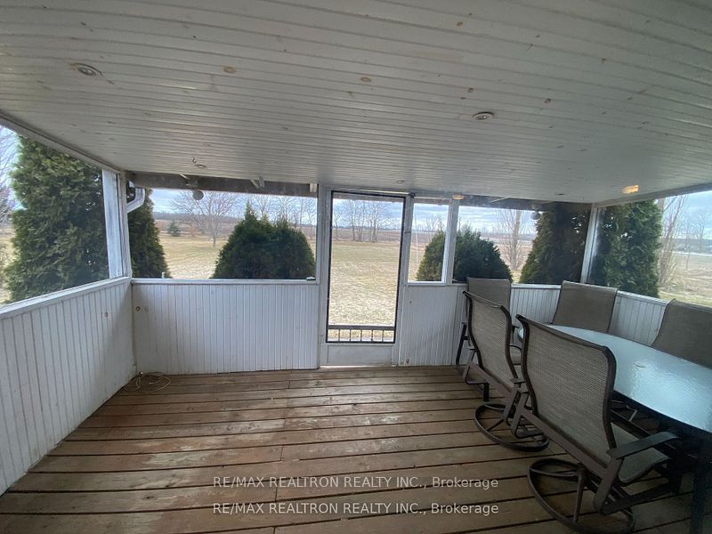 6 Hallett Crescent, Kawartha Lakes, ON K0M 2C0