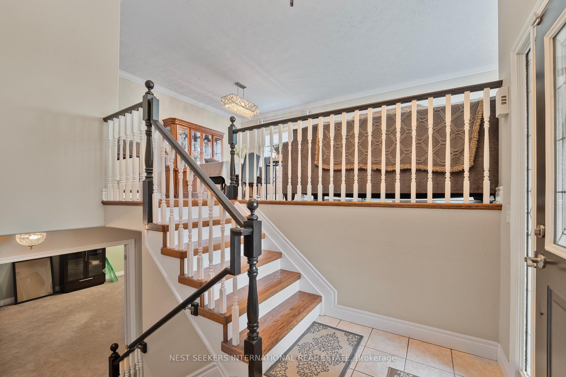 1438 Maple Road, Innisfil, ON L0L 1C0