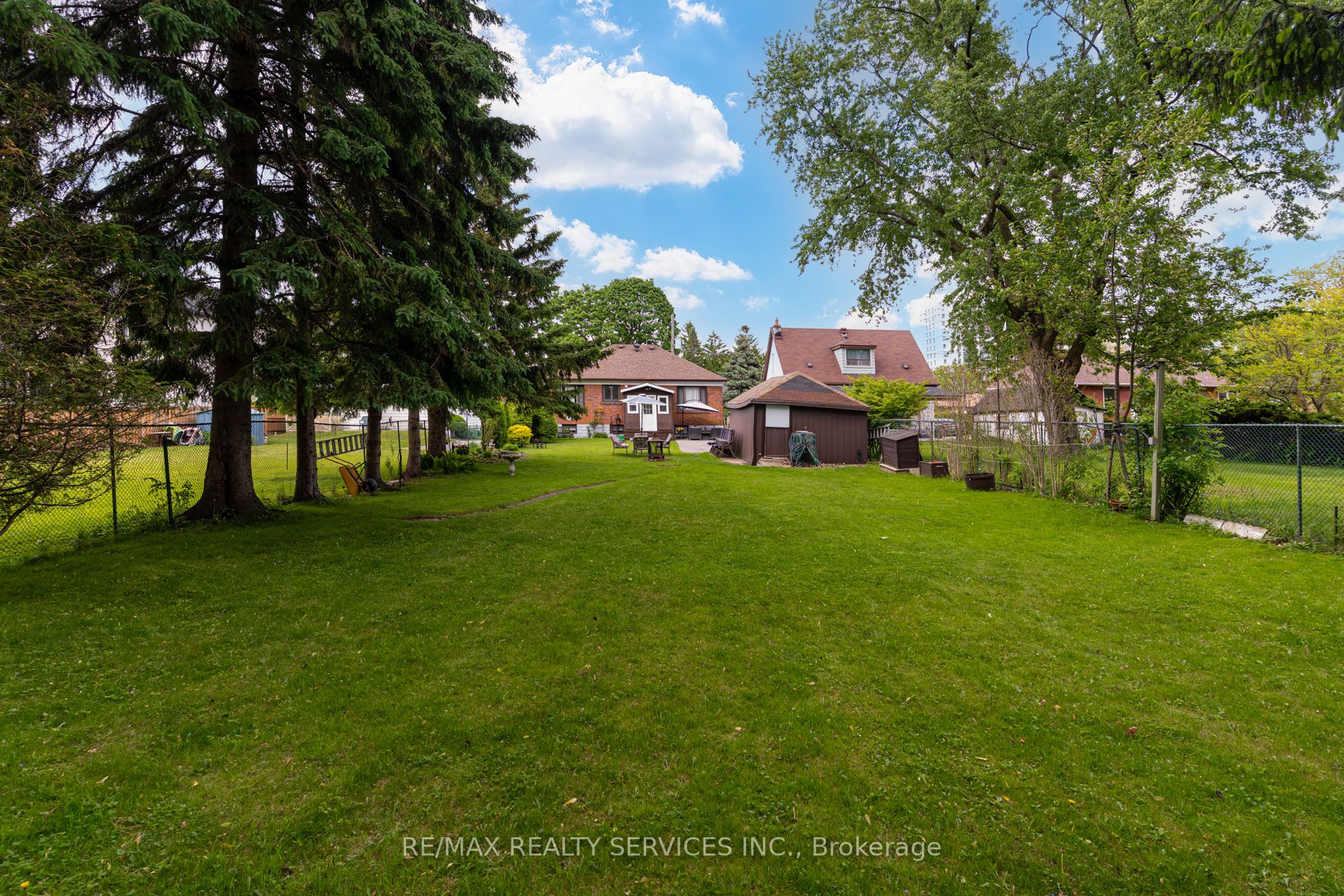1076 Orchard Road