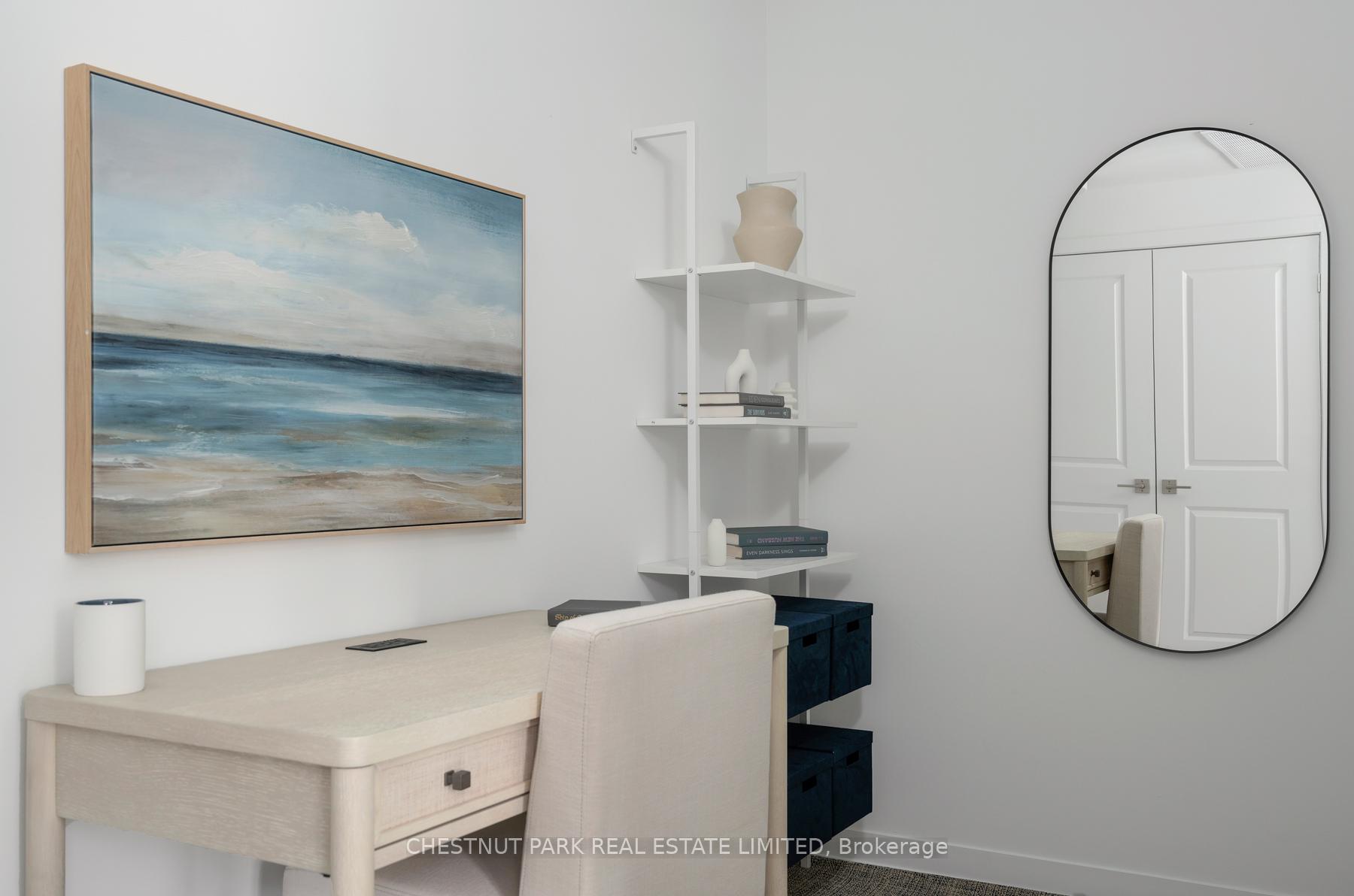 3 Bedrooms Condo at 4045 Hickory, Mississauga For sale