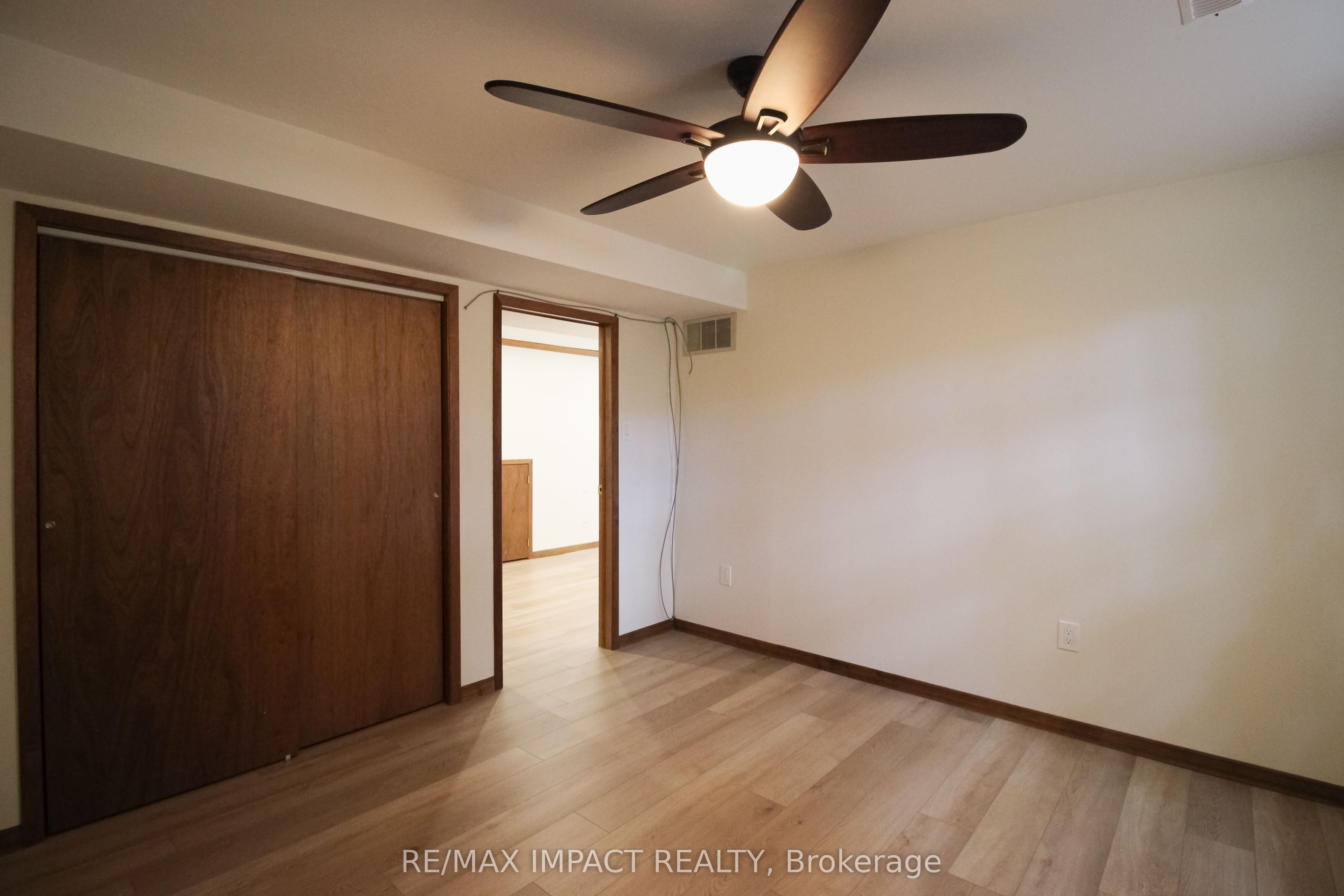 215 Raglan Road W