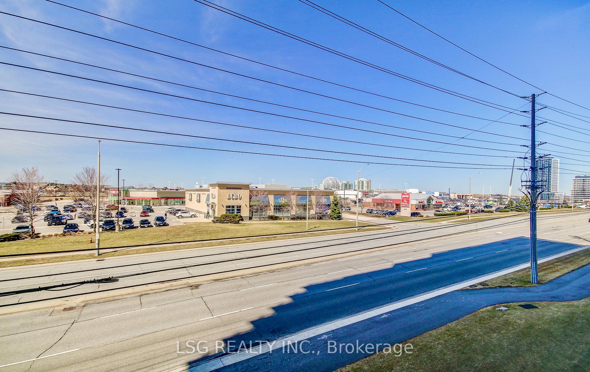 2 Bedrooms Condo at 4655 Glen Erin,  Mississauga For sale